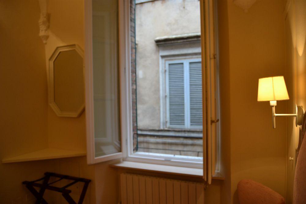 B&B Quattro Cantoni Siena Eksteriør bilde