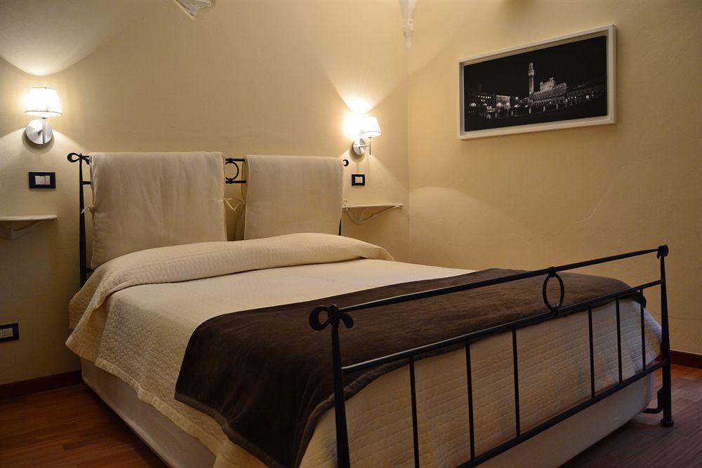 B&B Quattro Cantoni Siena Eksteriør bilde
