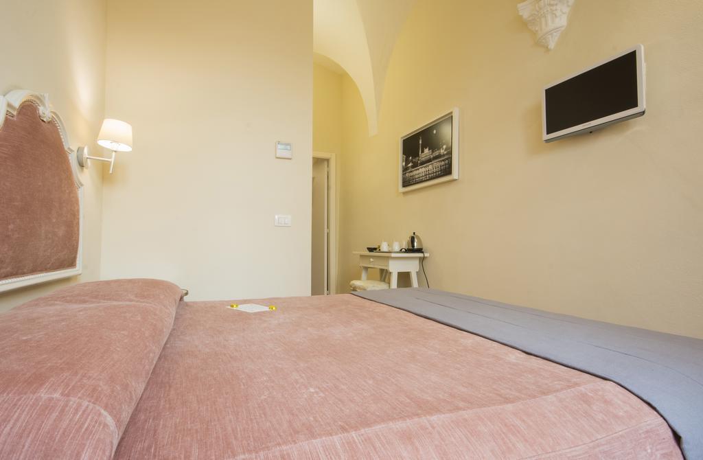 B&B Quattro Cantoni Siena Eksteriør bilde