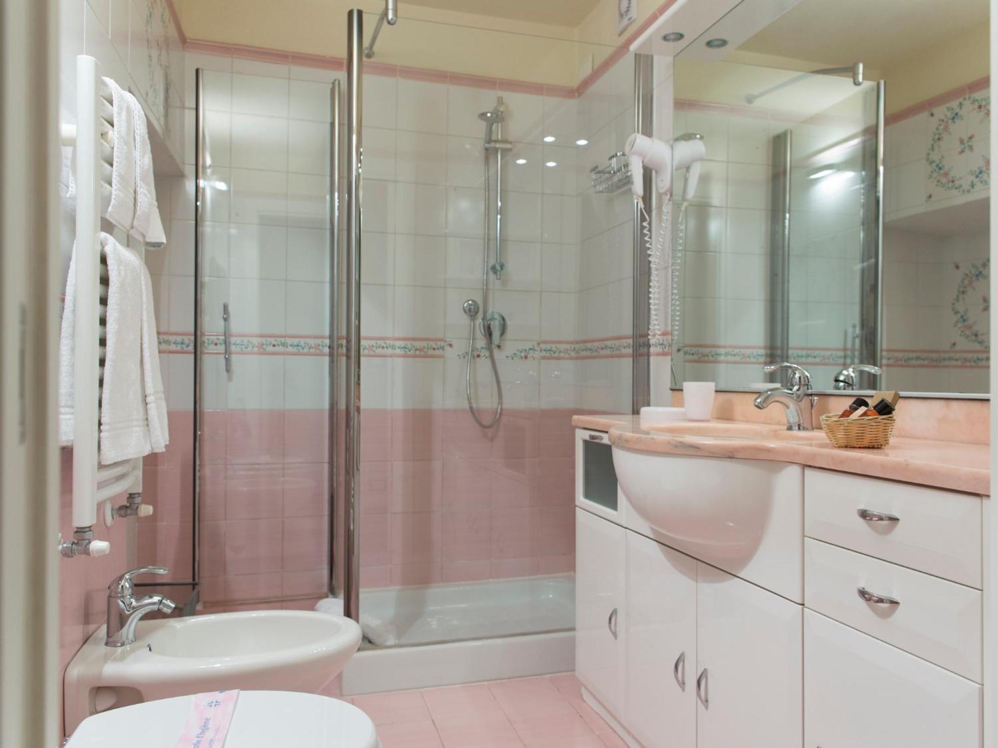 B&B Quattro Cantoni Siena Eksteriør bilde