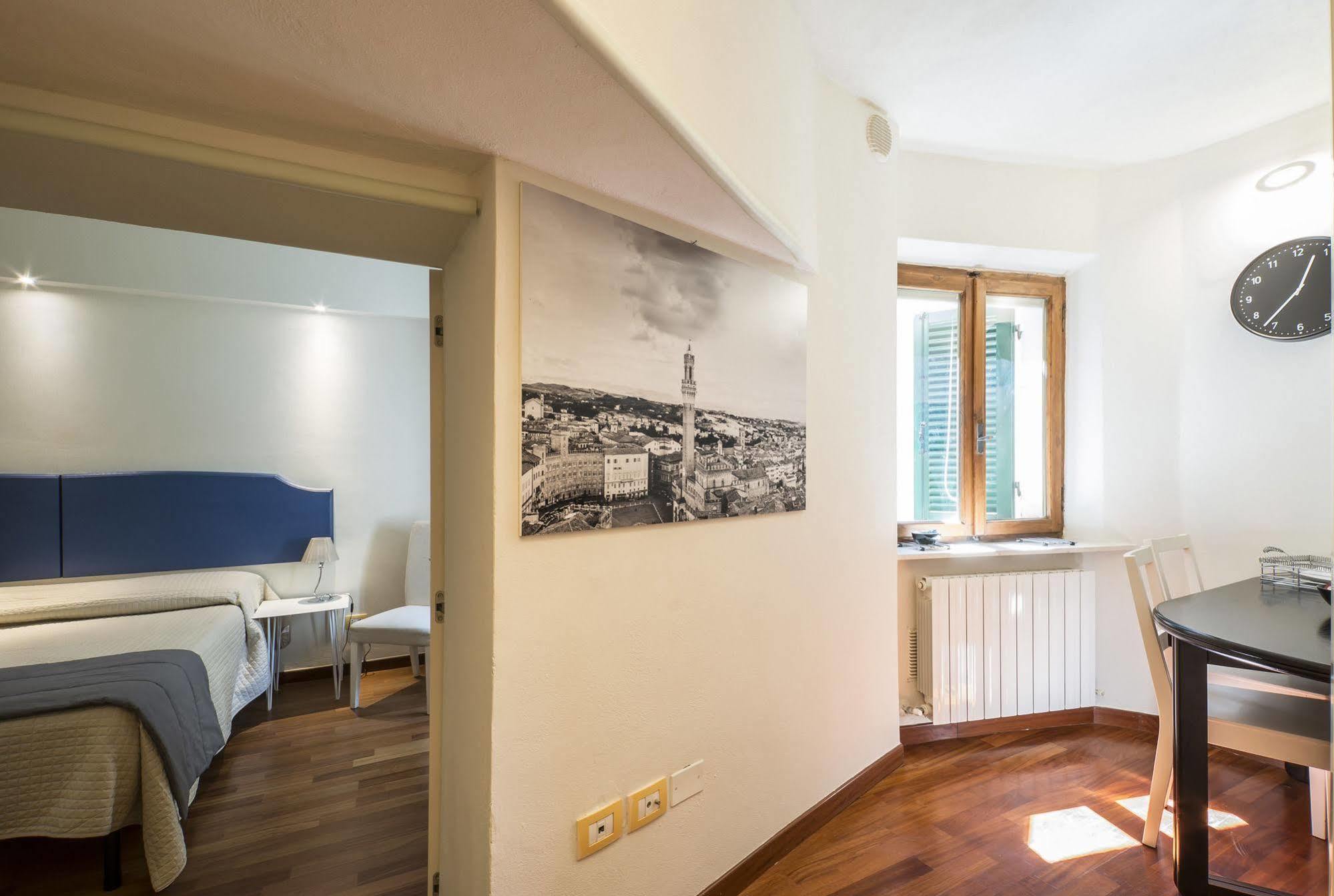 B&B Quattro Cantoni Siena Eksteriør bilde